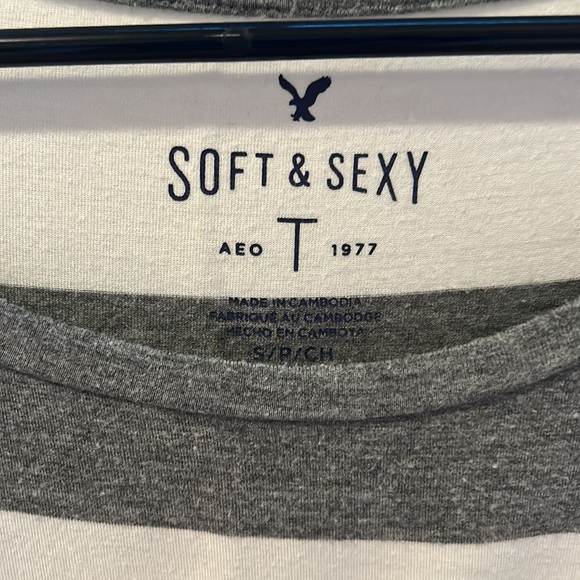 American Eagle Top - Picture 2 of 3